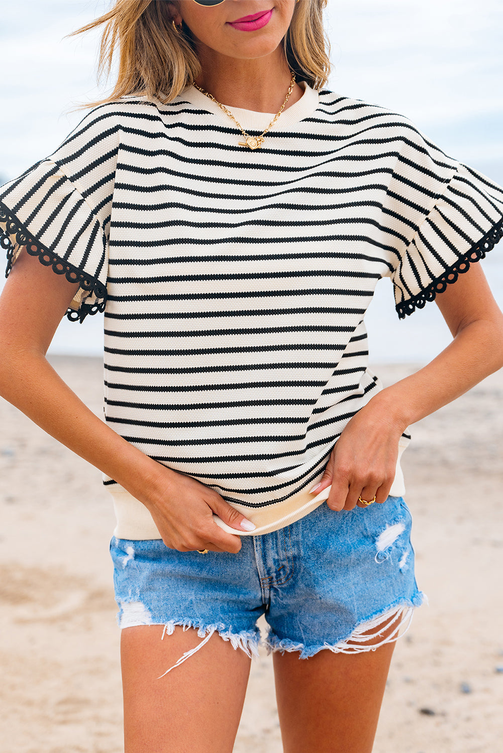 Black Stripe Scallop Lace Trim Ruffle Short Sleeves Crewneck Top